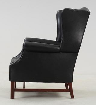 ÖRONLAPPSFÅTÖLJ, 1900-talets första hälft.