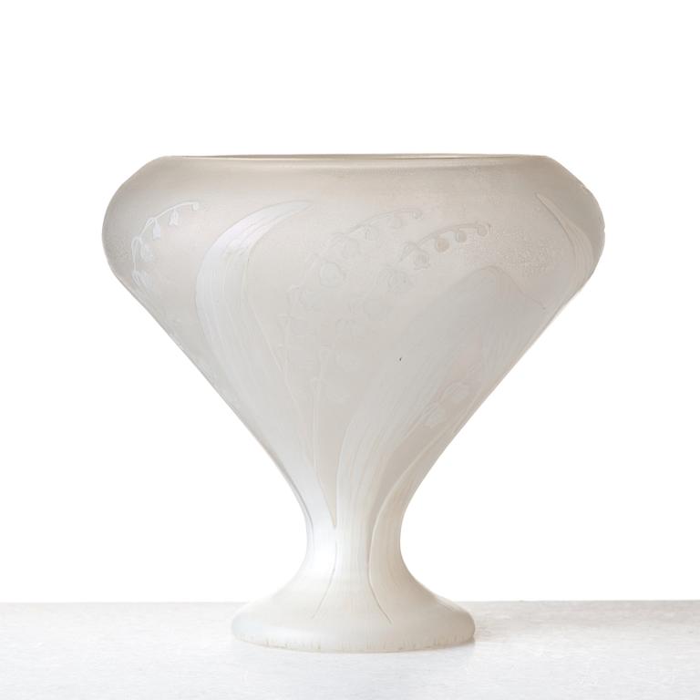 Karl Lindeberg, an Art Nouveau cameo glass vase by Kosta, Sweden.