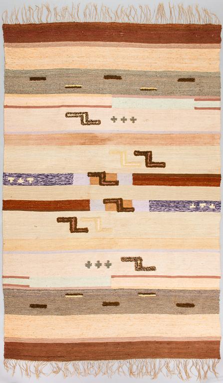 Elsa Kallio, A 1930's flat weave carpet for Kotilieden aitta. Circa 330 x 205 cm.