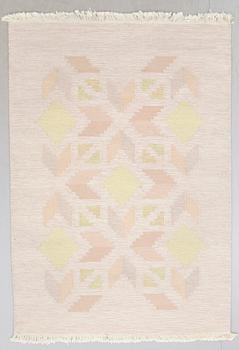 MATTA, rölakan, ca 200 x 141 cm.