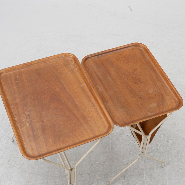 Elias Svedberg, satsbord med tidningsfack, två delar, ur "Triva"-serien, Nordiska Kompaniet, 1950-tal.