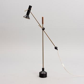 TAPIO WIRKKALA, A FLOOR LIGHT, K10-47. Manufactured by Idman Oy, 1960s.