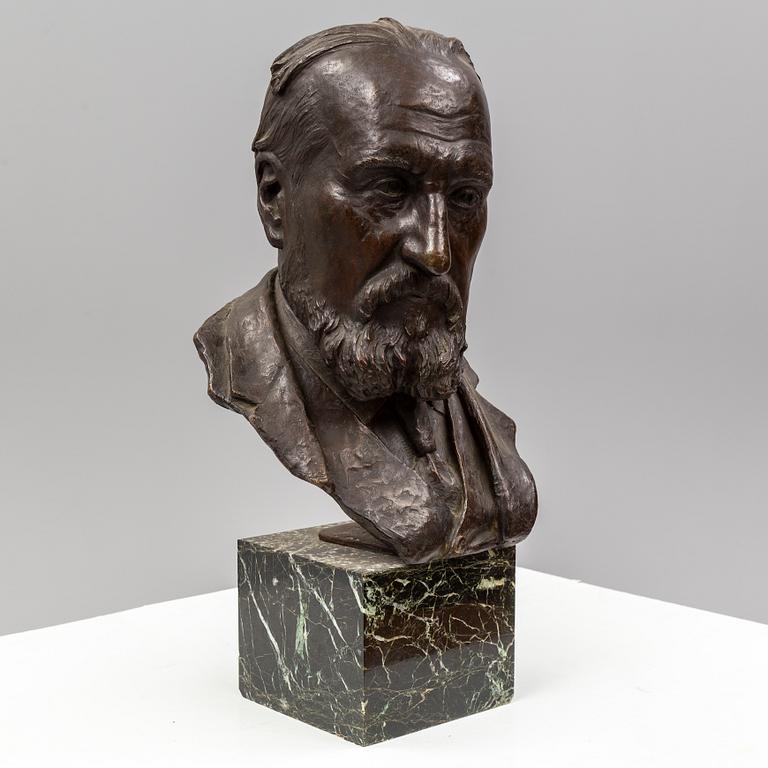 ÉMILE FERNAND-DUBOIS, sculpture, bronze, signed.