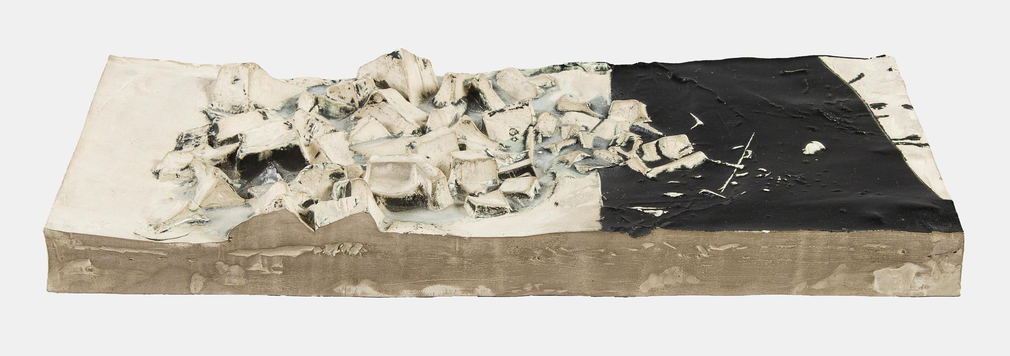 Karl Heinz Schultz-Köln, relief, stengods, signerad Schultz-Köln, numrerad 217/61.