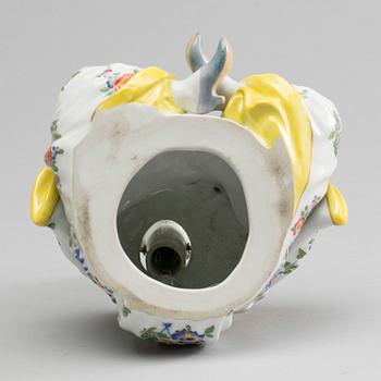 A Meissen Porcelain Nodder, beginning of 20th century.