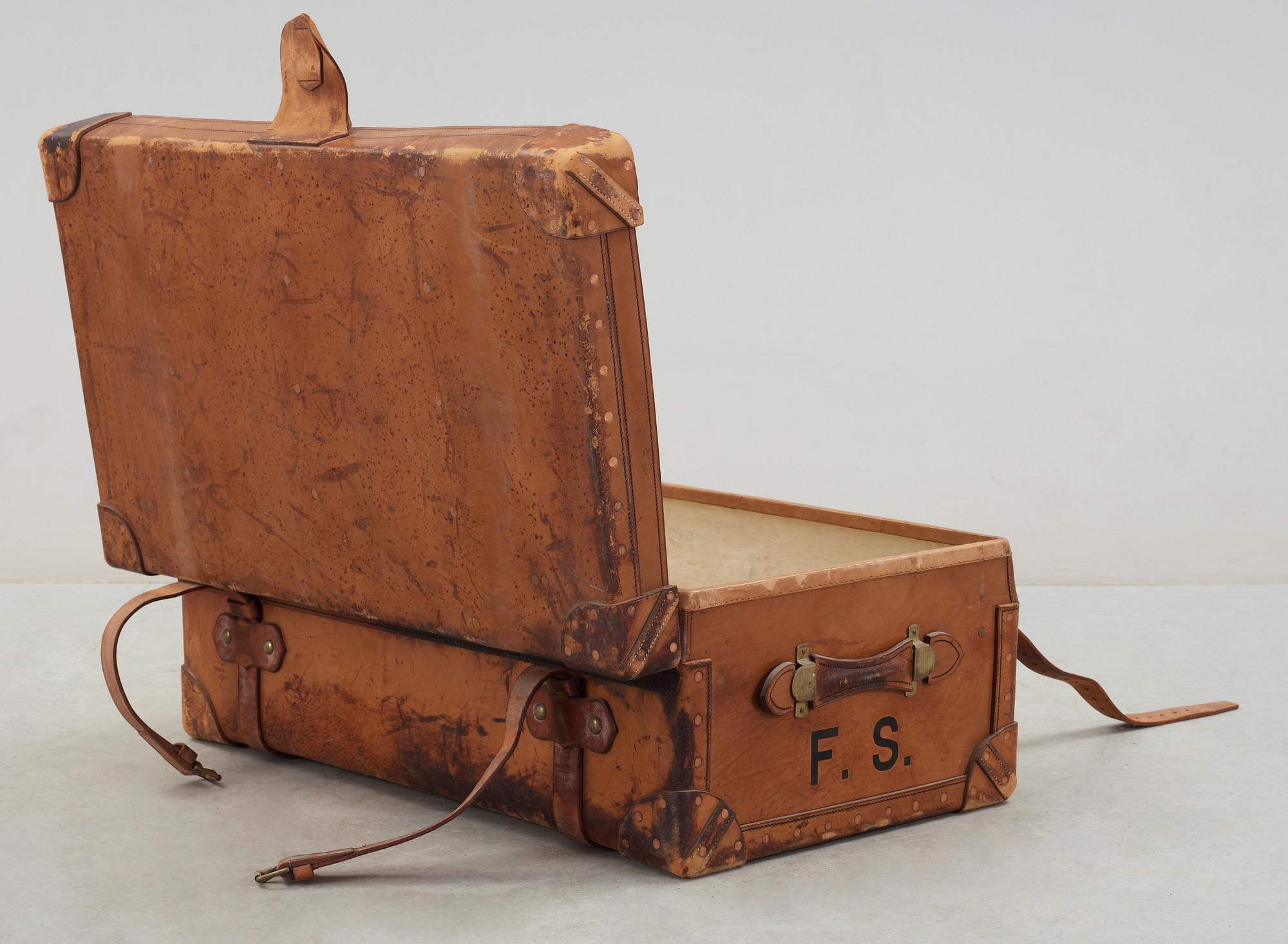 KOFFERT, England, 1900-tal.