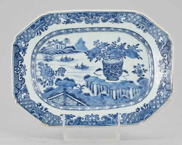 STEKFAT, porslin, Kina, 1700-tal.