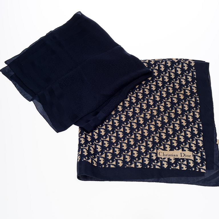 SCARFAR, 2 st, Christian Dior.