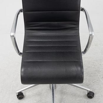 Alerto Meda, a swivel chair, Alias, Italy.