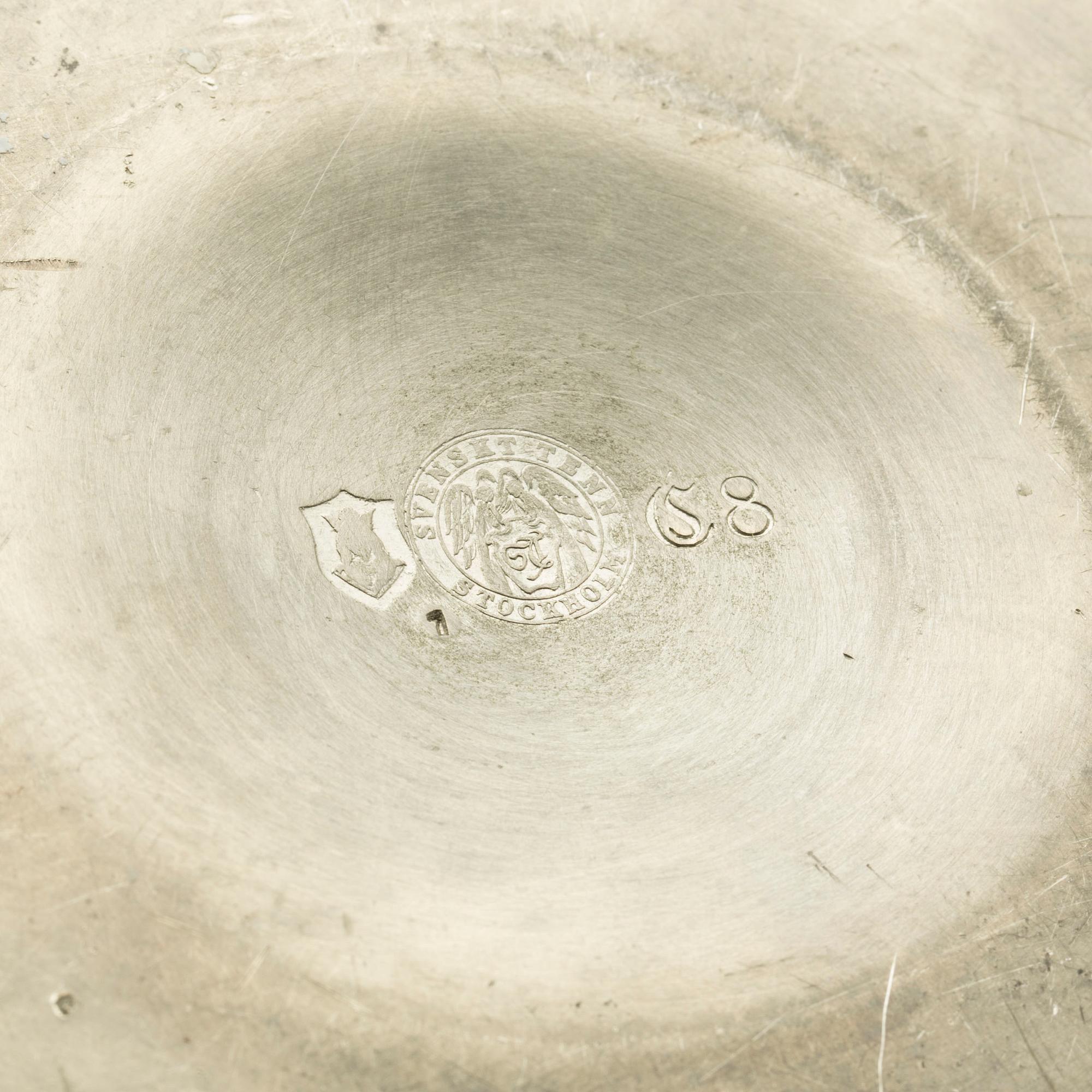 KANDELABRAR, tenn, ett par. Nils Fougstedt för Firma Svenskt Tenn, Stockholm 1929.