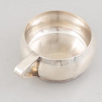 Svend Weihrauch, a sterling silver bowl with handle, Franz Hingelberg, Aarhus, Denmark 1937.