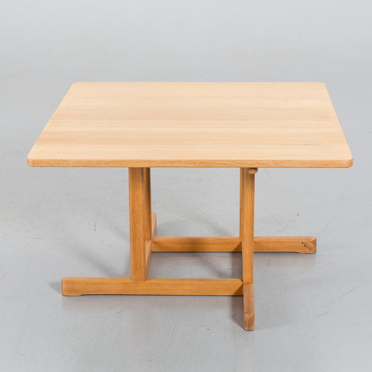 BØRGE MOGENSEN, bord / soffbord 5271, Fredricia Stolefabrik, 1900-talets andra hälft.