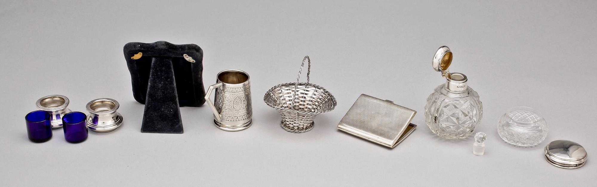 PARTI SILVER, 8 delar, sterling, bla Birmingham, England, 1884. Tot vikt ca 155 g.