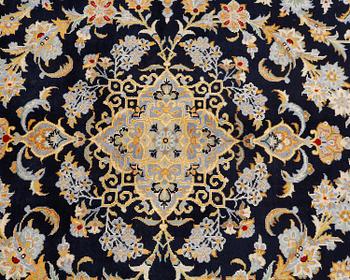 MATTA, Keshan. Signerad av galleri Fayaz  Ca 365x247 cm.