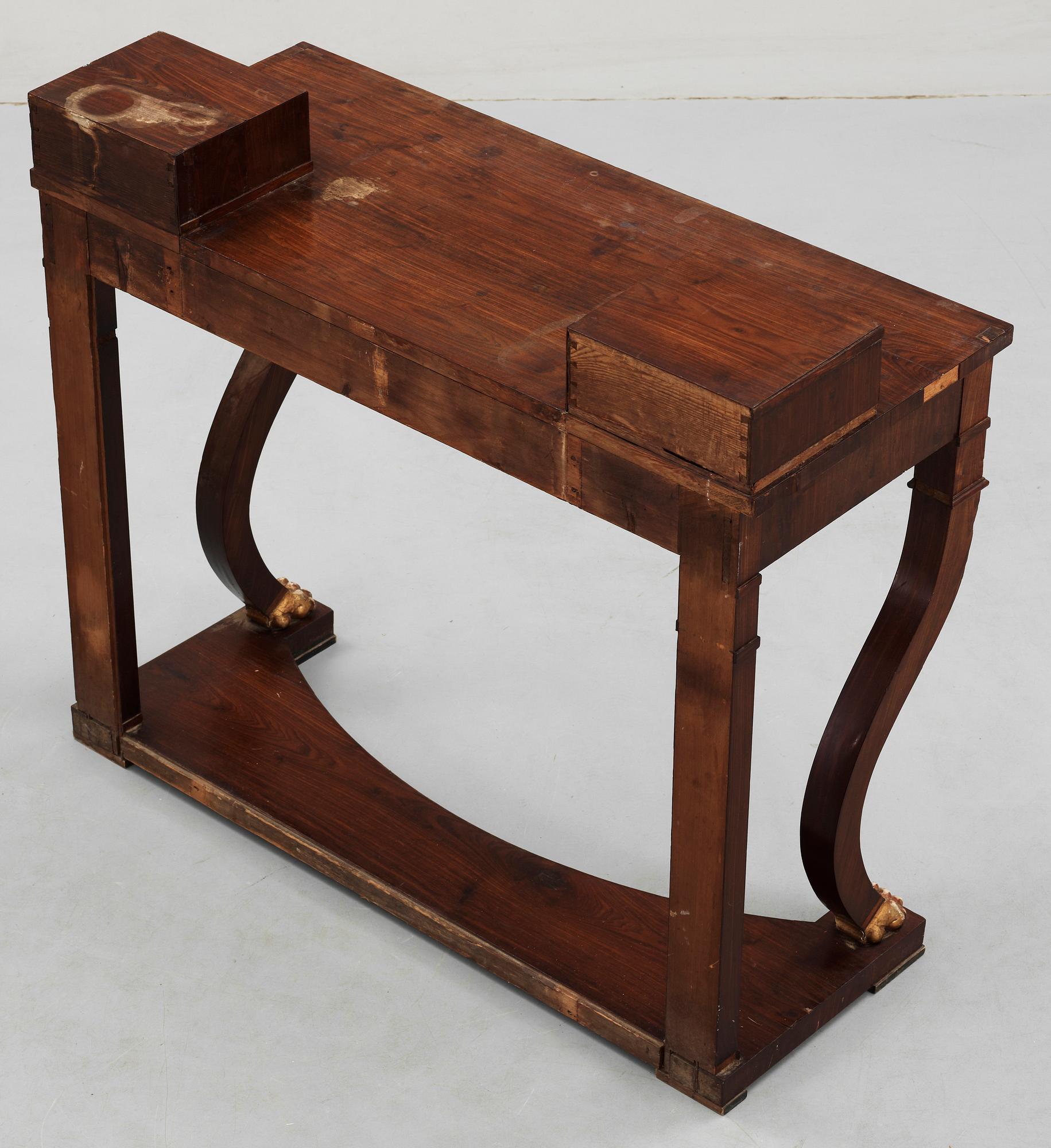 KONSOLBORD, empire, 1800-talets första hälft.