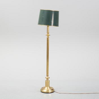 A brass floor lamp, second half of the 20th-century.