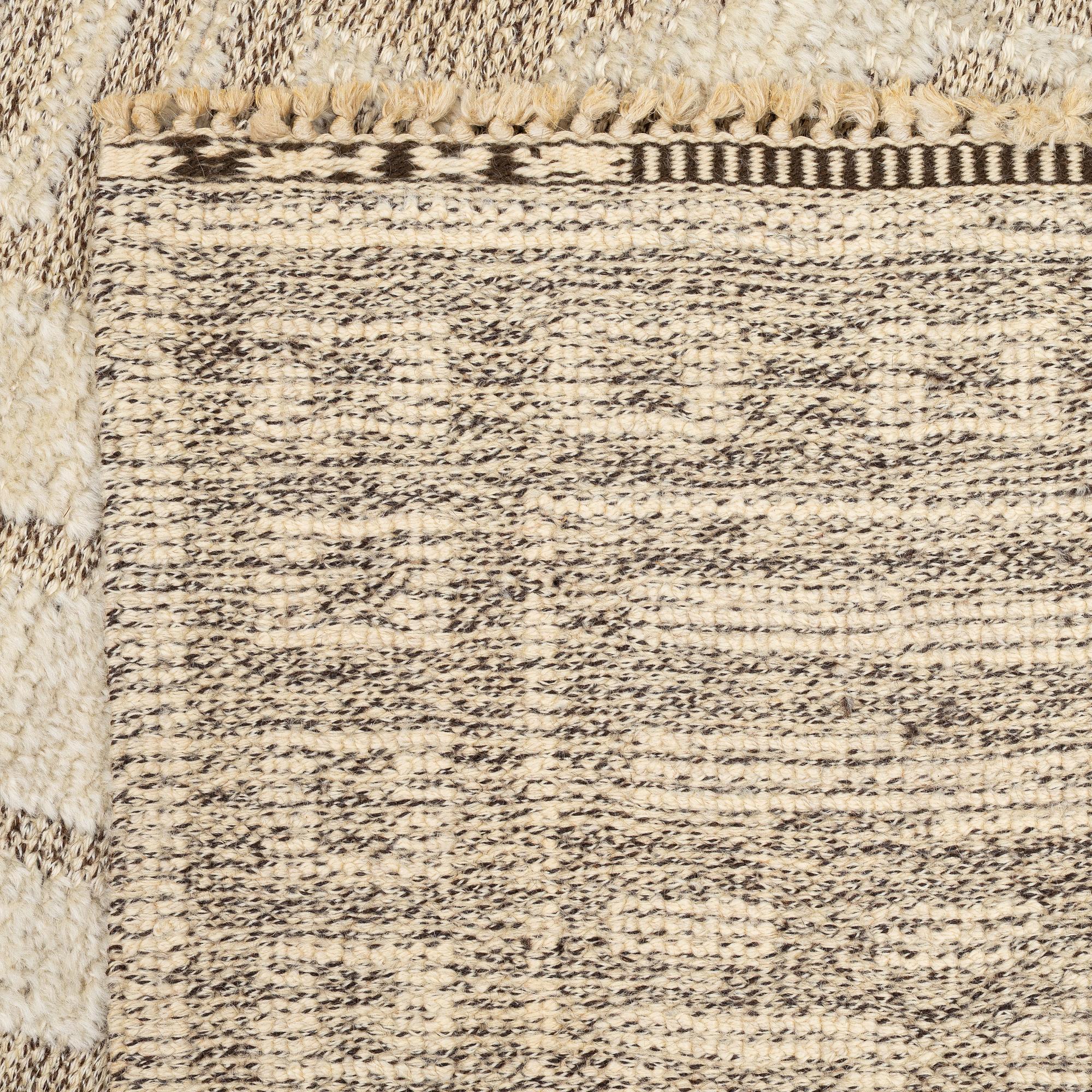 Märta Måås-Fjetterström, matta, "Vita spetsporten", flossa, signerad AB MMF, ca 220 x 136 cm.