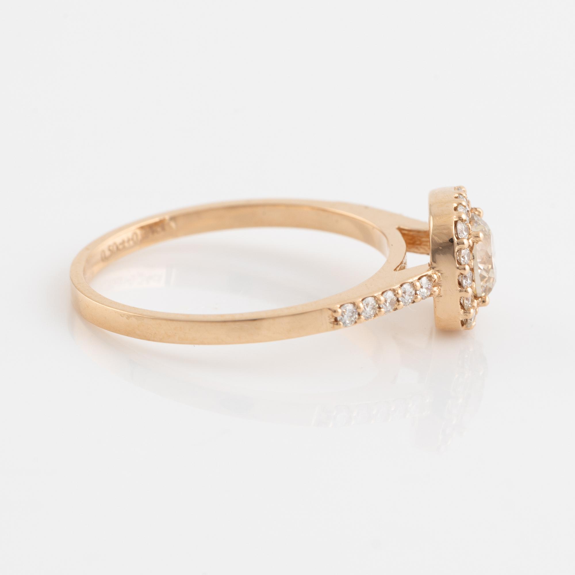 Brilliant cut diamond ring.