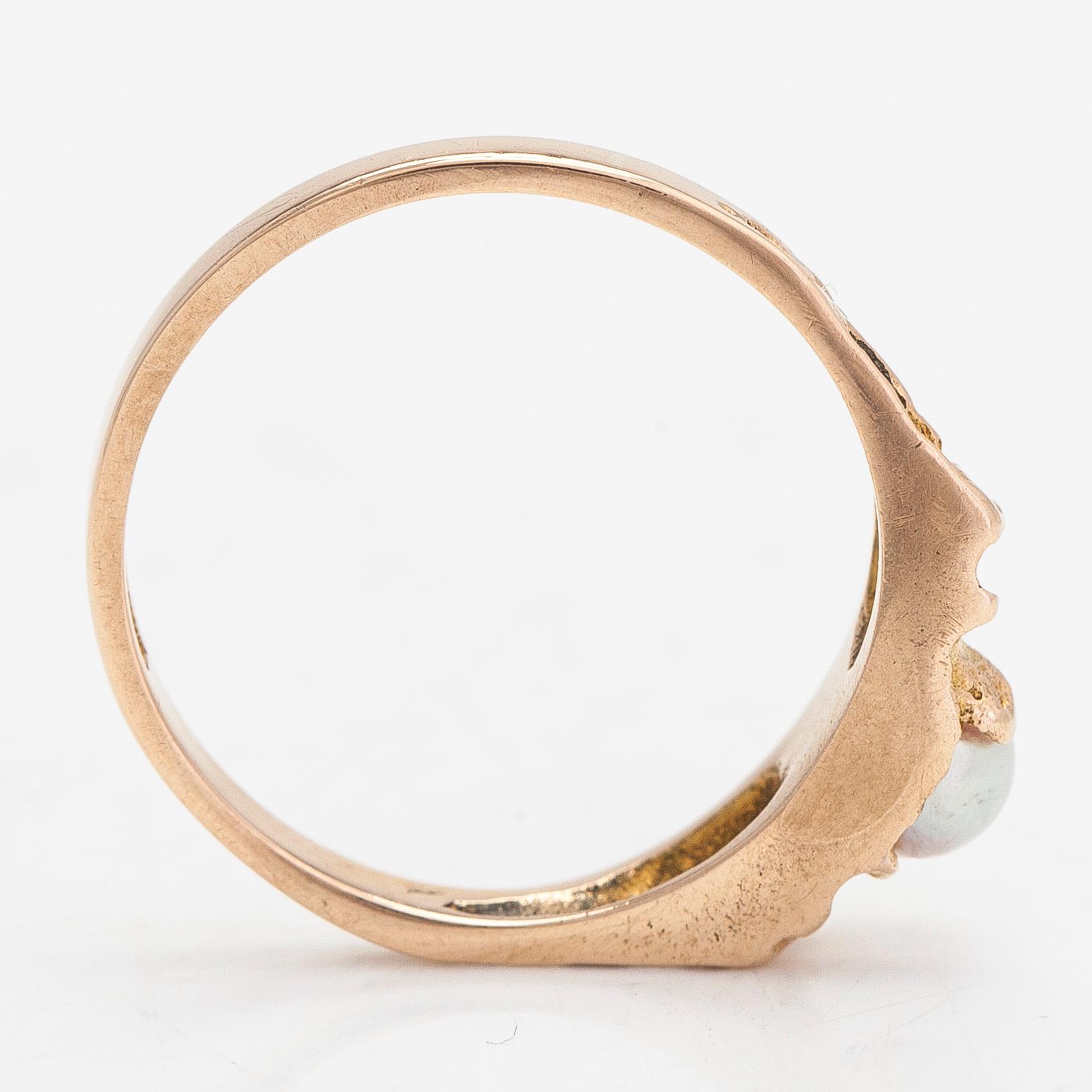 Björn Weckström, ring, "Litet ord", 14K guld och odlad pärla. Lapponia 1972.