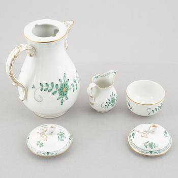 Mat- och kaffeservis, porslin, 44 delar, "Indische Malerei Grün", Meissen, Tyskland.