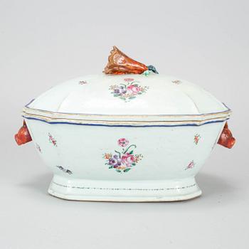TERRIN med LOCK, kompaniporslin. Qingdynastin, Qianlong (1736-95).