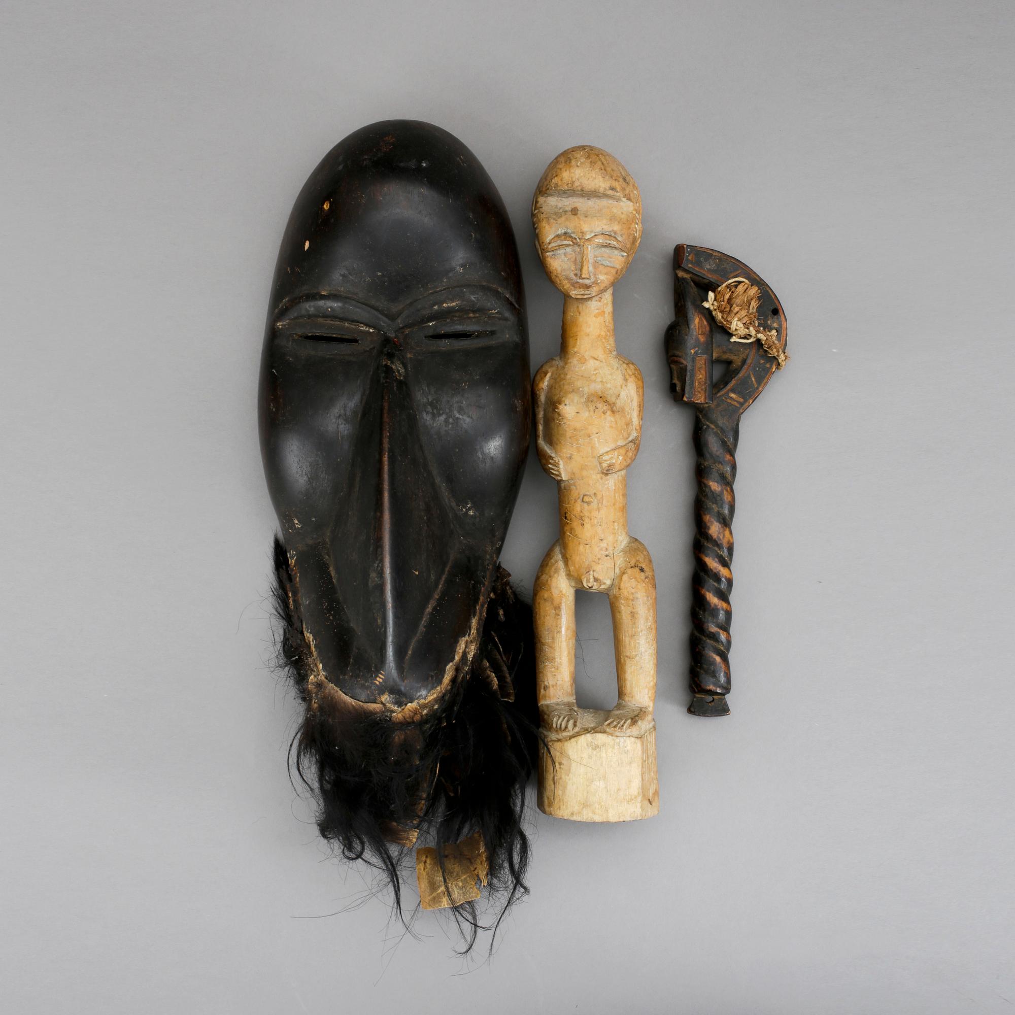 MASK, Liberia, samt 2 figurer, Afrika, 1900-tal.