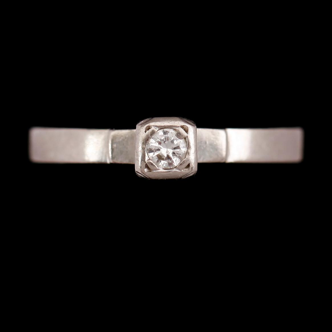 RINGAR, 2 st, 18 k vitguld, briljantslipade diamanter.