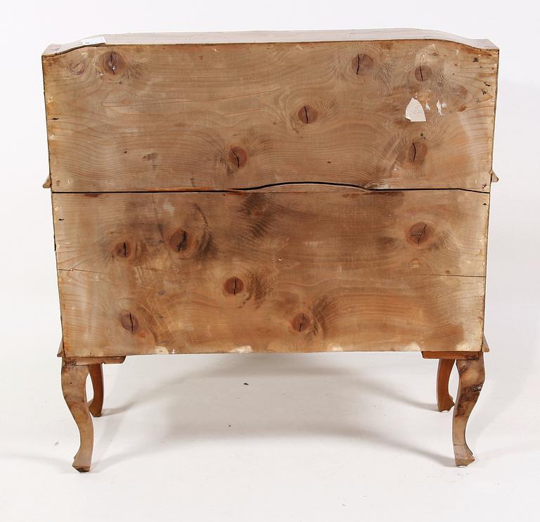 SNEDKLAFFSBYRÅ. Louis XV-stil.