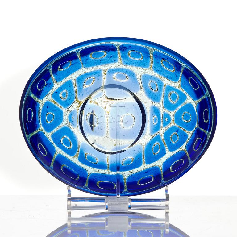 Sven Palmqvist, a ravenna glass bowl, Orrefors, Sweden, 1955, no 876.