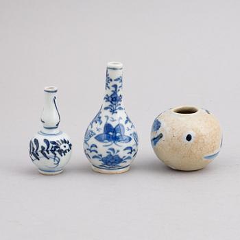 Parti porslin, 9 delar, Kina, Qingdynastin, 1700-tal, 1800-tal, samt 1900-tal.