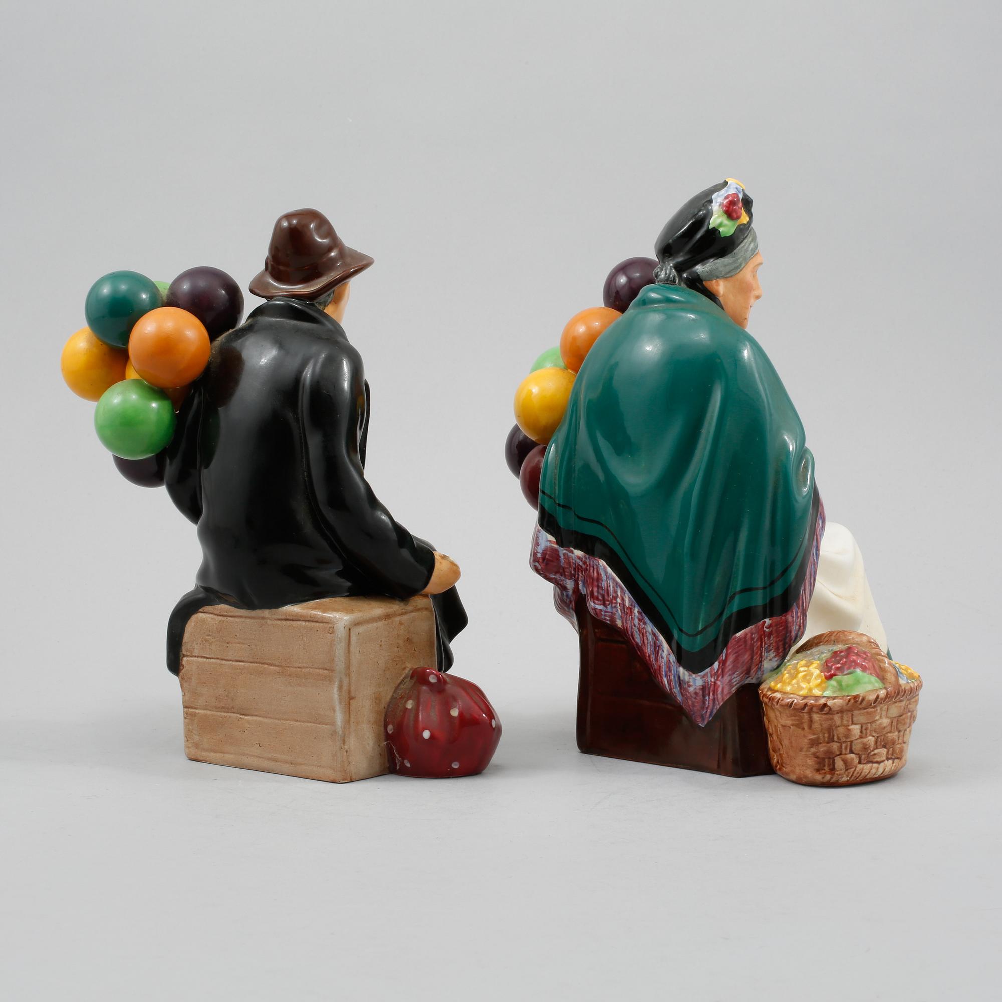 FIGURINER, 2 st, porslin, "The Old Balloon Seller" och "The Balloon Man", Royal Doulton, 1900-tal.