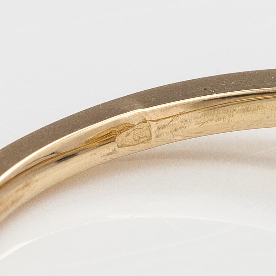 A 14K gold ring with diamonds ca. 1.02 ct in total. AIG certificate.