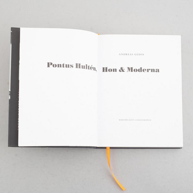two books, Jean Tinguely, after, "Méta", and "Pontus Hultén, Hon & moderna".