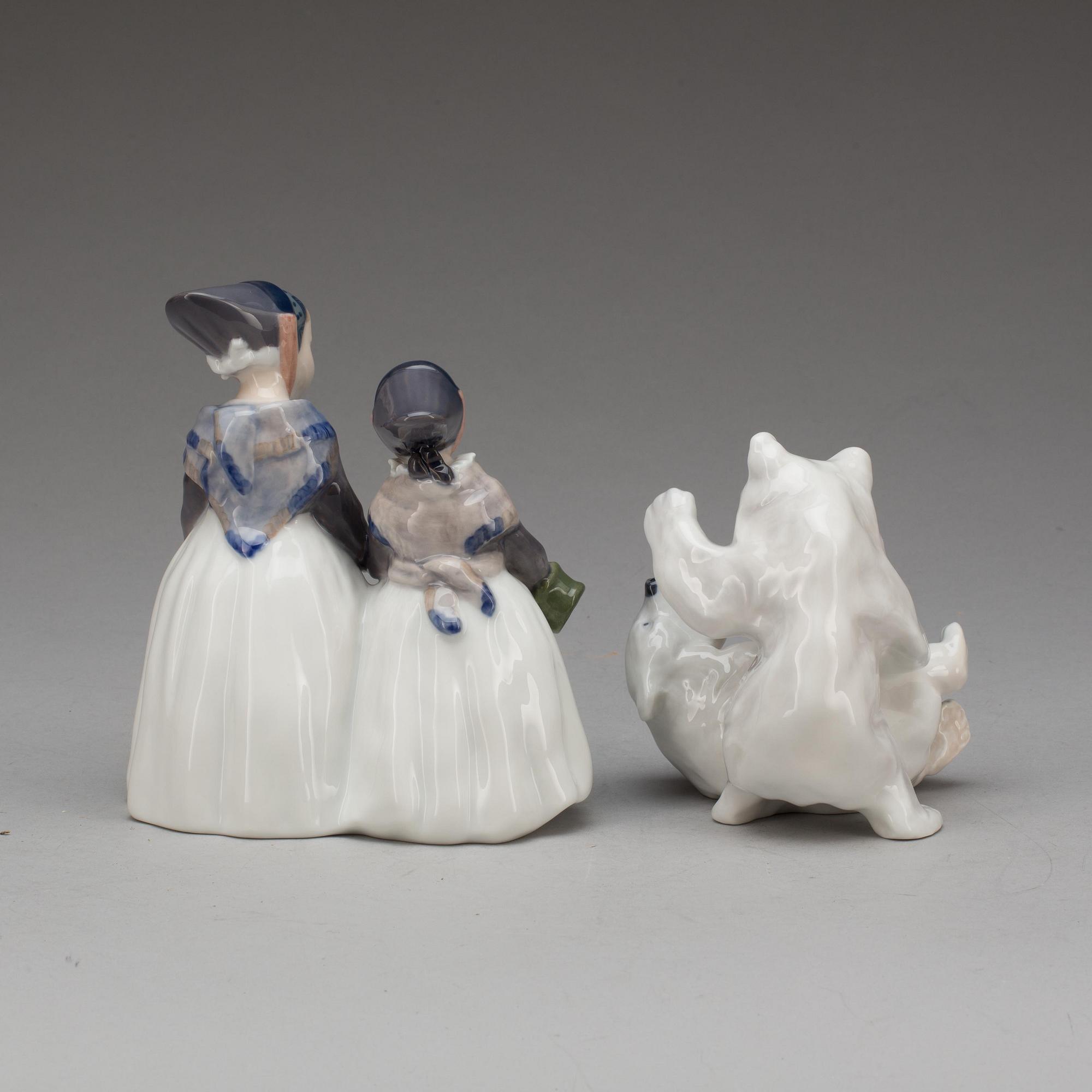FIGURINER, 2 st. Porslin, Royal Copenhagen.