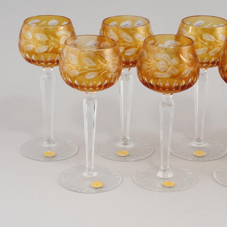 VINGLAS, 13 st, glas, 1900-talets andra hälft.