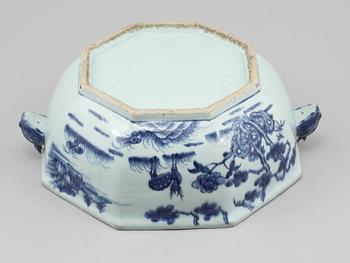 TERRIN, porslin, Kina, 1700-tal.