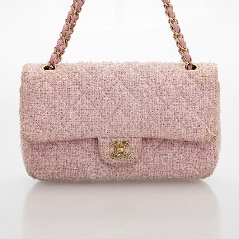 Chanel, väska, "Tweed Medium Double Flap Bag", 2021.