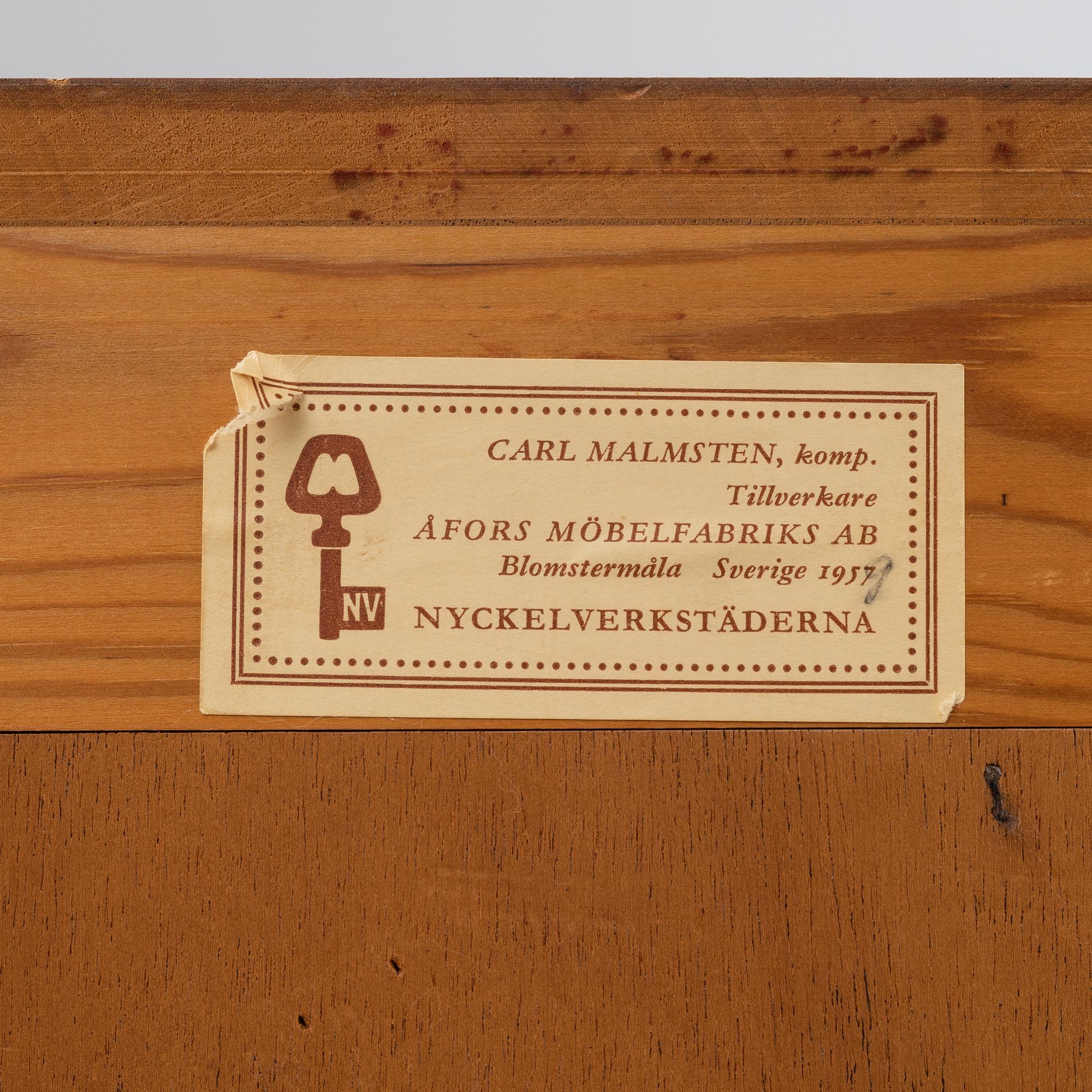 Carl Malmsten, a 'Mittens Rike' mahogany veneered cabinet, Åfors Möbelfabrik, Blomstermåla, dated 1957.