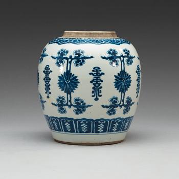 A blue and white jar, Qing dynasty, Qianlong (1736-95).