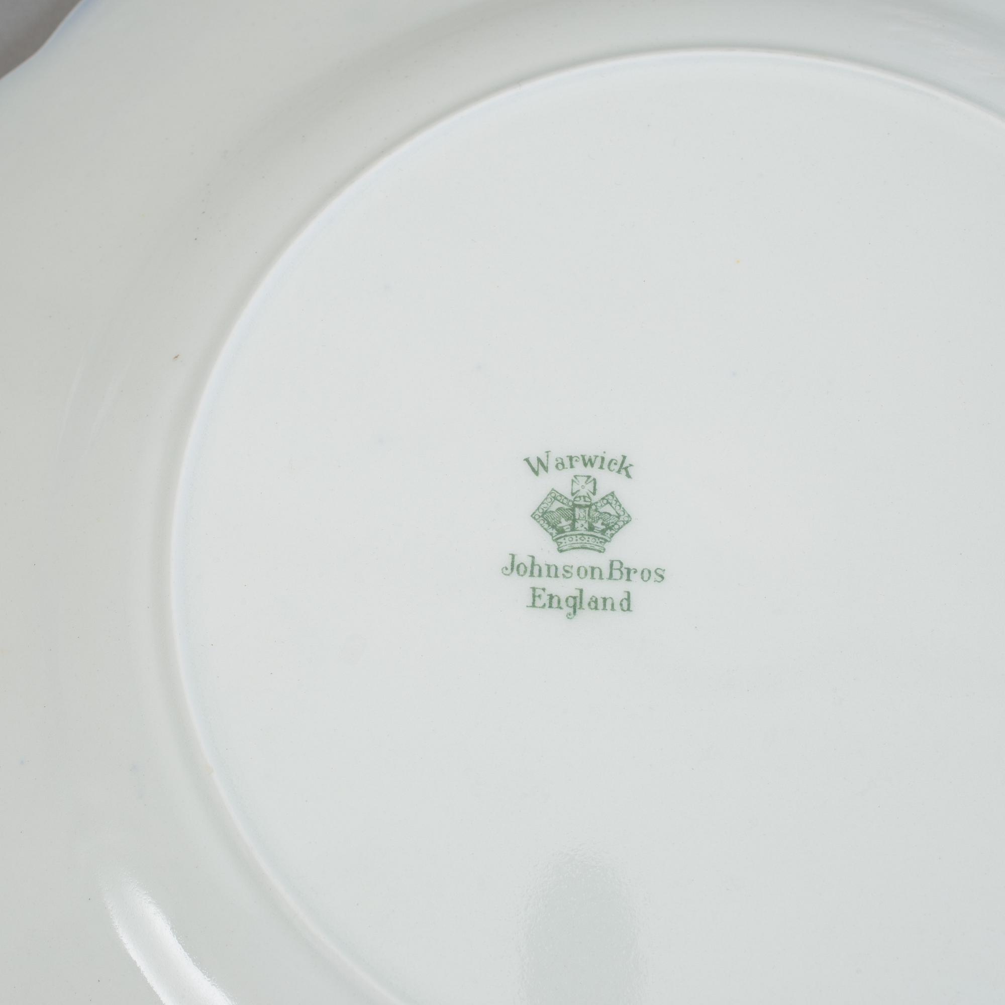 SERVISDELAR, 55 delar, flintgods, "Warwick" Johnson & Bros England. 1900-talets första hälft.