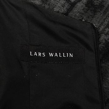 LARS WALLIN, a beaded evening gown, size 38.