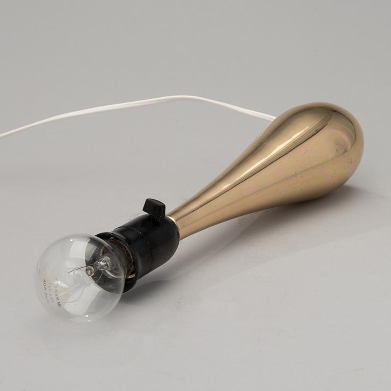 MAURI ALMARI, BORDSLAMPA. K11-22 Idman, 1900-talets mitt.