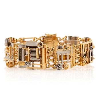 393A. Claës E. Giertta, a bracelet, 18K gold, Stockholm 1965.