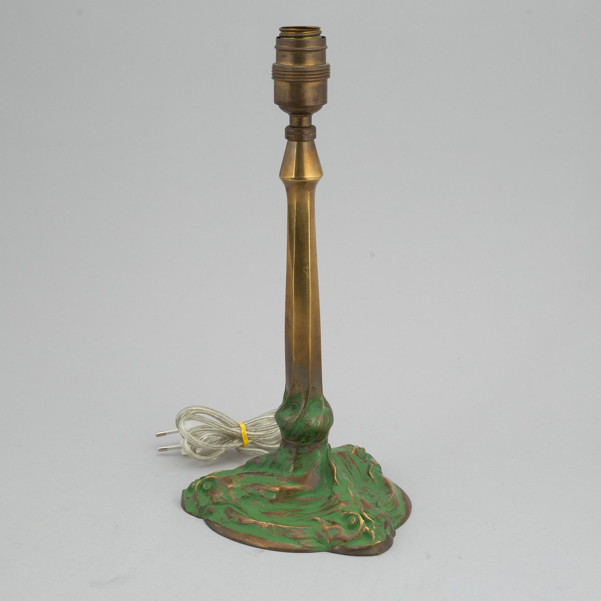 An Art Nouveau bronze table light, Böhlmarks, early 20th Century.
