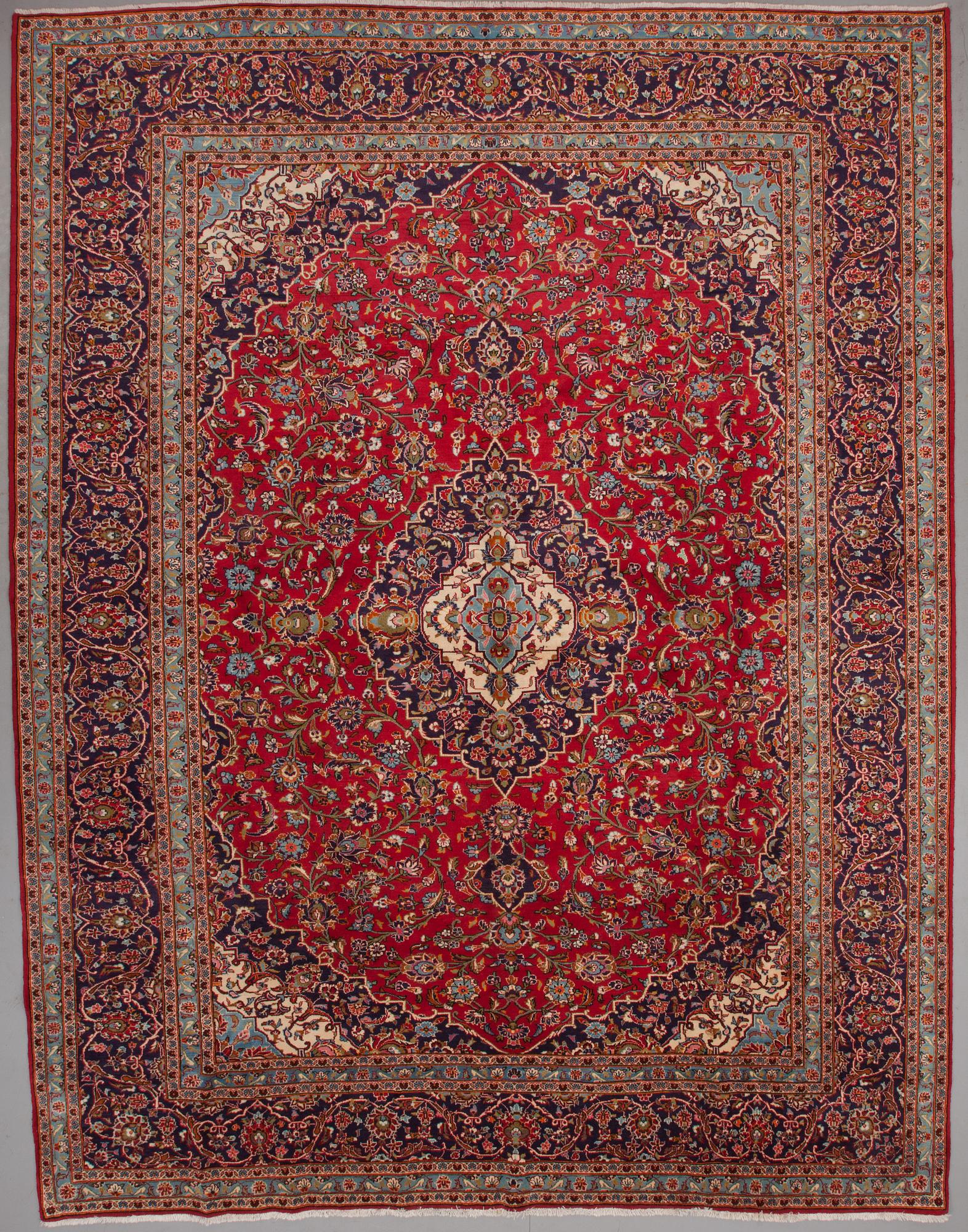 MATTA, old, Keshan, ca 420 x 289 cm.