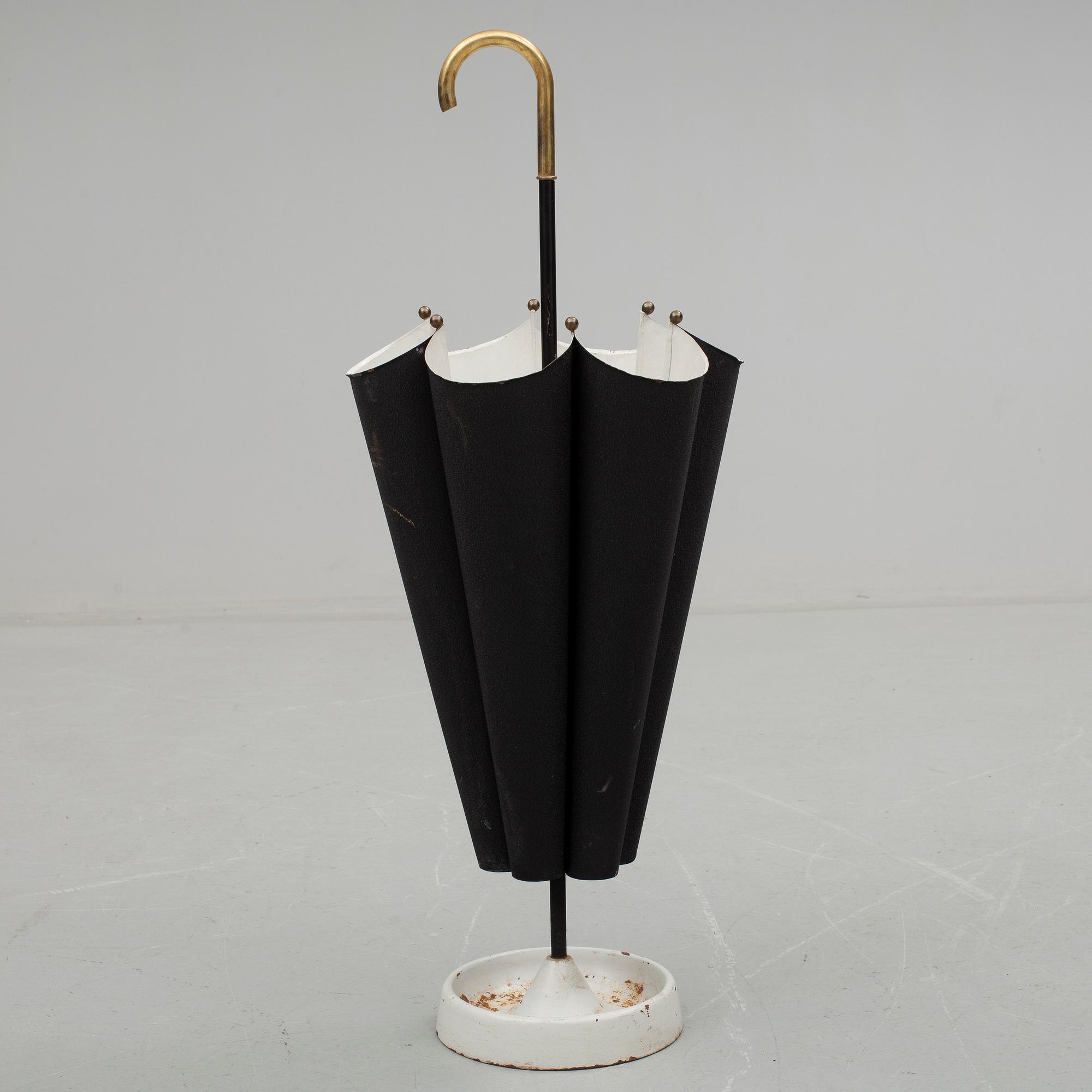 PARAPLYSTÄLL, 1900-talets mitt.