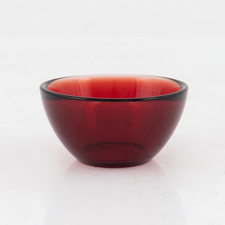 Sven Palmqvist, 29 'Fuga' glass bowls, Orrefors, Sweden.