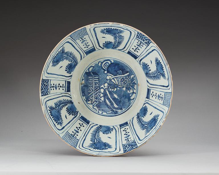 A large blue and white kraak bowl, Ming dynastin, Wanli (1572-1620).