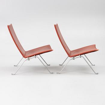 Poul Kjaerholm, Fåtöljer, ett par "PK22", för Fritz Hansen, Danmark 1997.
