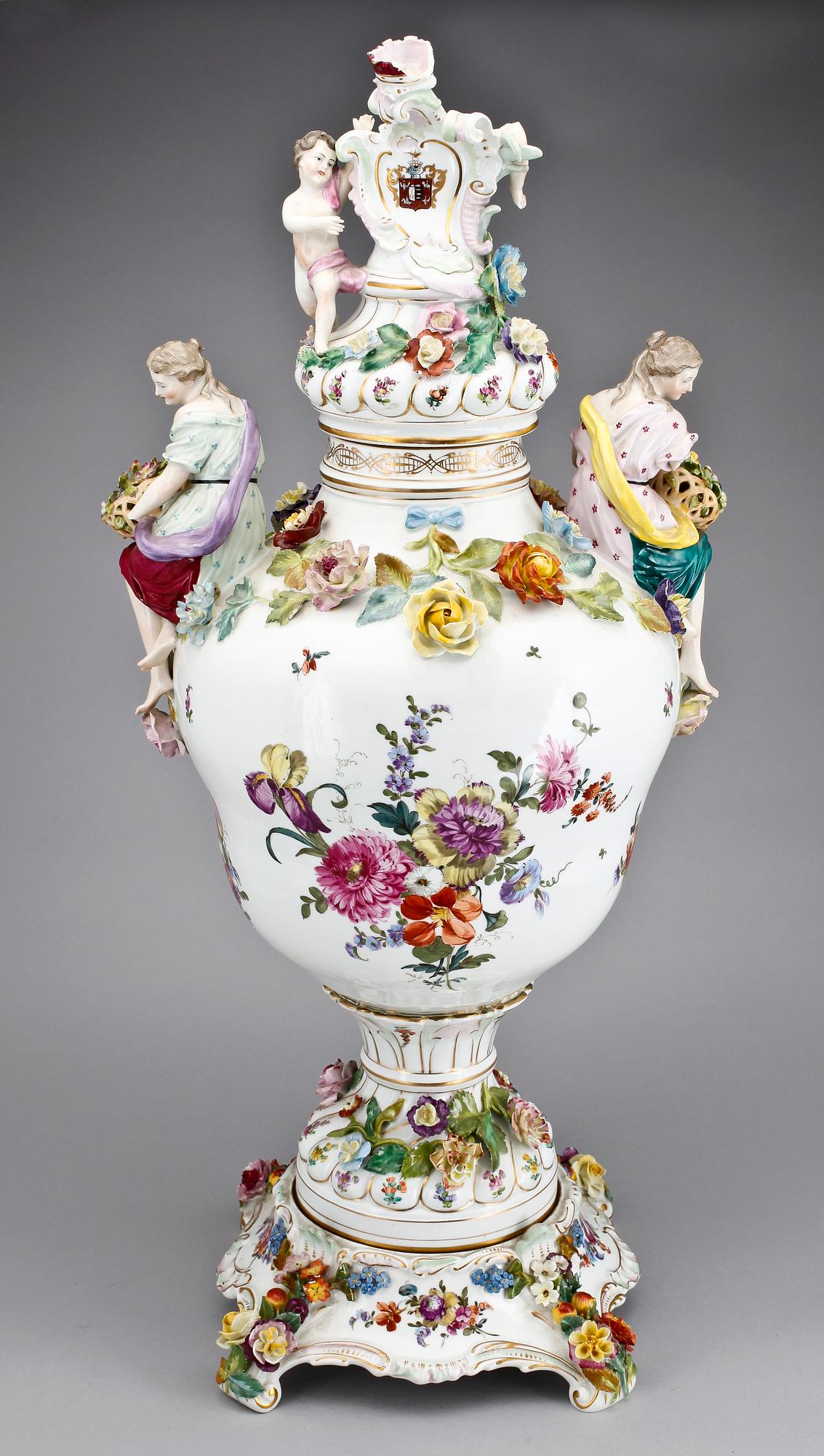 PRAKTURNA, porslin, Dresden, Tyskland, omkr 1900.